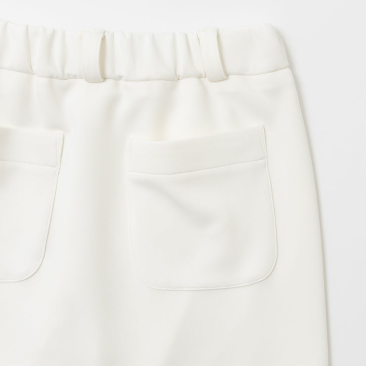 Side logo skirt