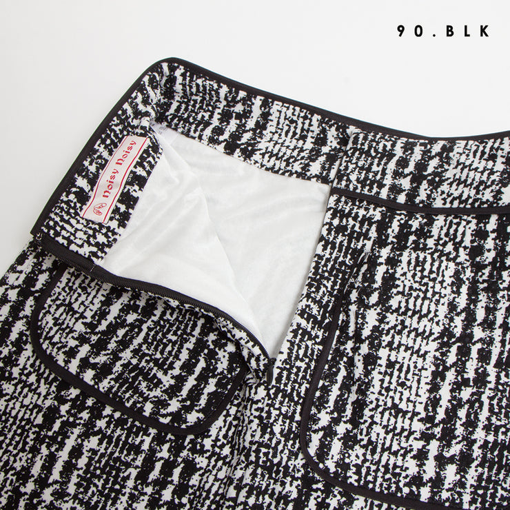 Check print skirt