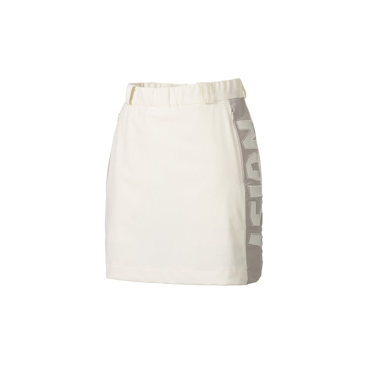 Side logo skirt